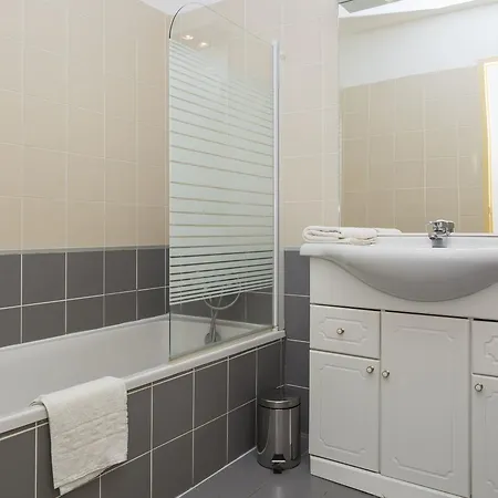 Résidence Odalys Les Hameaux De Capra Scorsa Appart hôtel