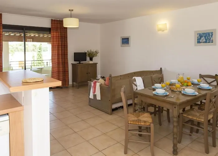 Odalys Les Hameaux De Capra Scorsa 贝尔戈代尔