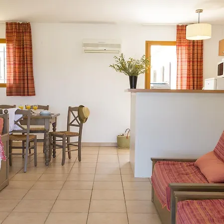 Aparthotel Odalys Les Hameaux De Capra Scorsa Belgodère