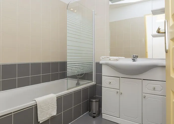 Odalys Les Hameaux De Capra Scorsa Aparthotel